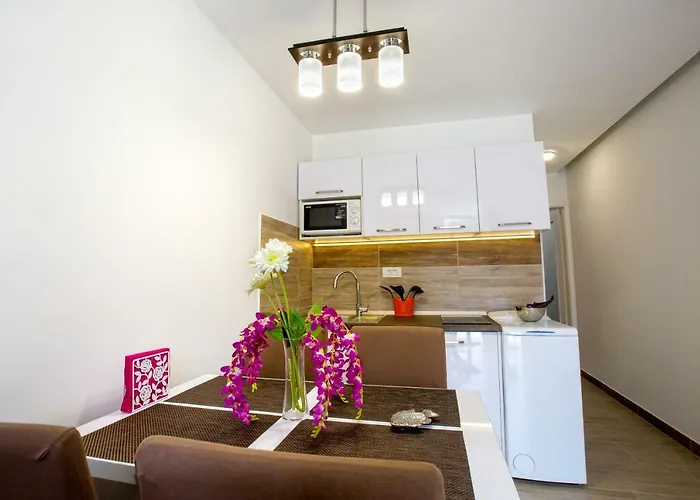 Nives In The Center - Free Parking