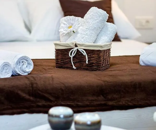 Nives In The Center - Free Parking