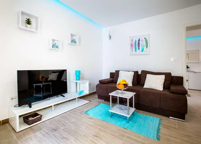 Nives In The Center - Free Parking Lägenhet