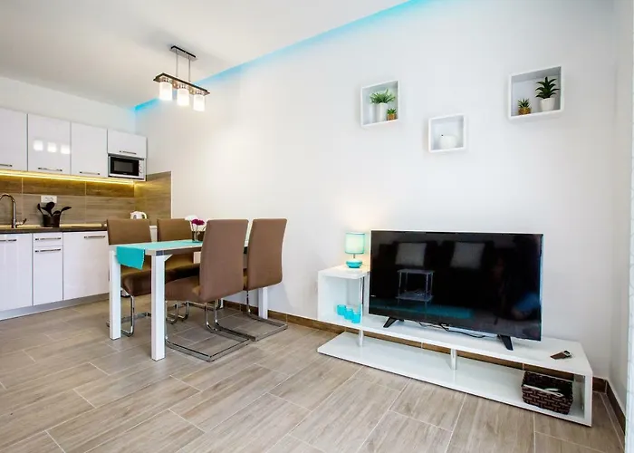 Nives In The Center - Free Parking