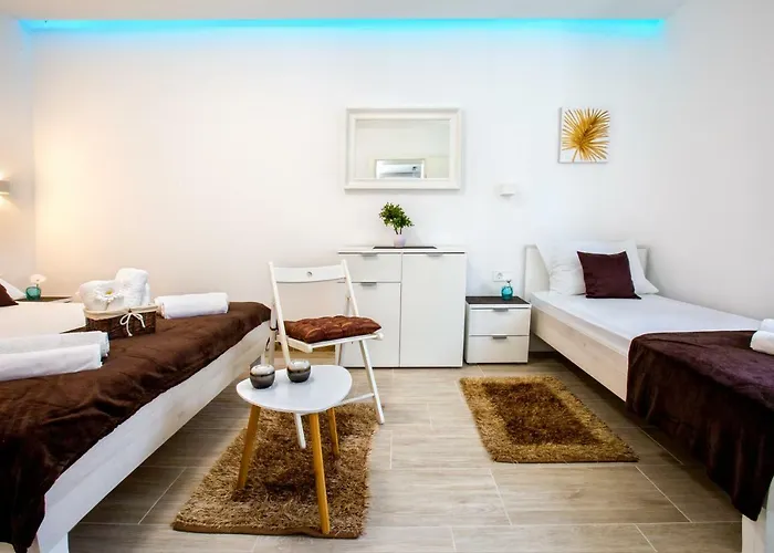 Nives In The Center - Free Parking