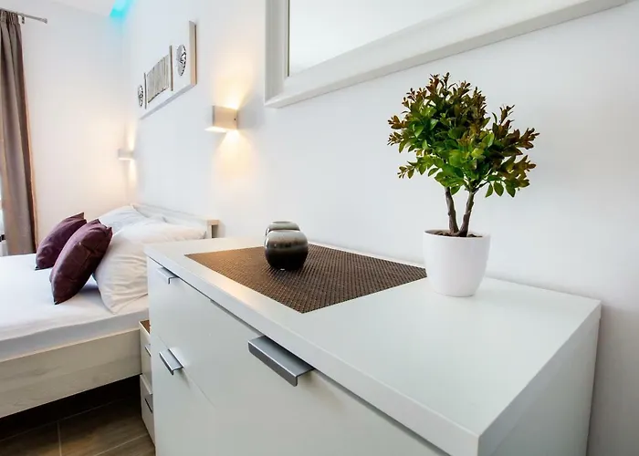 Nives In The Center - Free Parking Lägenhet Split