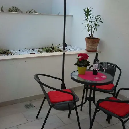 Apartment Nives In The Center - Free Parking *
