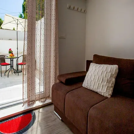 Nives In The Center - Free Parking