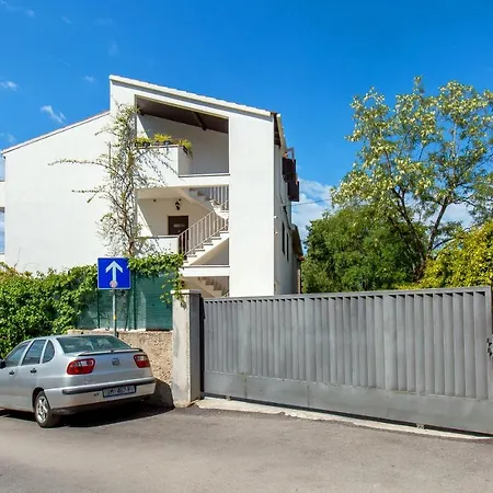 Appartement Nives In The Center - Free Parking Split