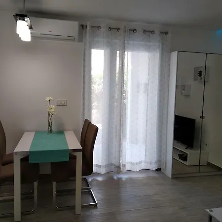 Apartament Nives In The Center - Free Parking *