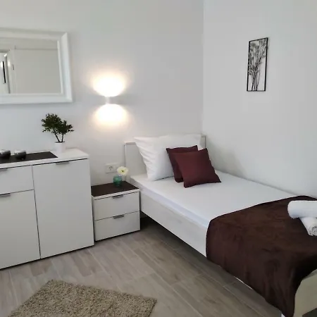 Apartament Nives In The Center - Free Parking