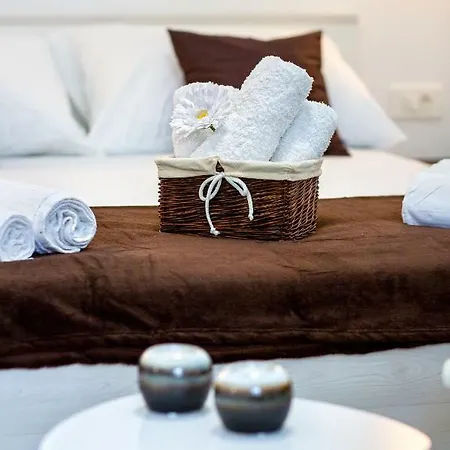 Nives In The Center - Free Parking