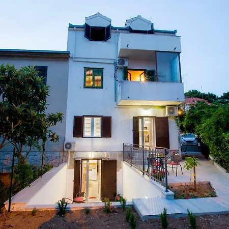 Appartement Nives In The Center - Free Parking *