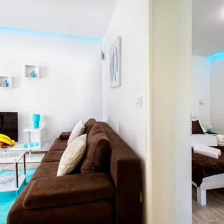 Appartement Nives In The Center - Free Parking