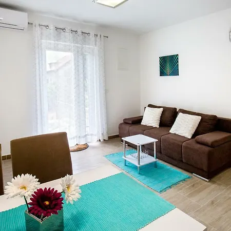 Apartament Nives In The Center - Free Parking Split