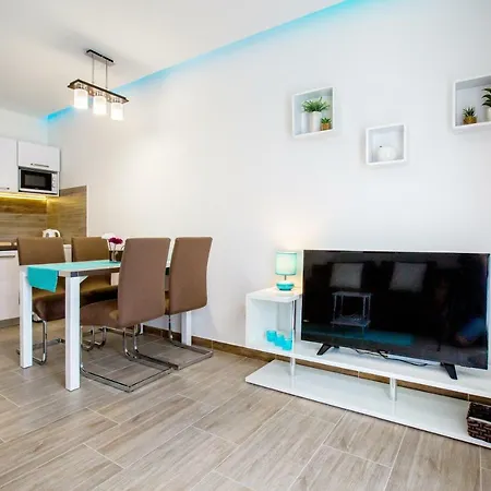 Nives In The Center - Free Parking