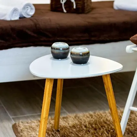 Nives In The Center - Free Parking Appartement *