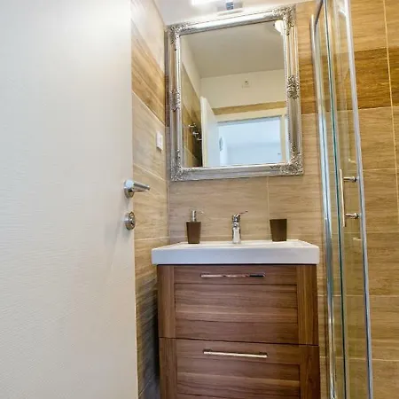 Appartement Nives In The Center - Free Parking